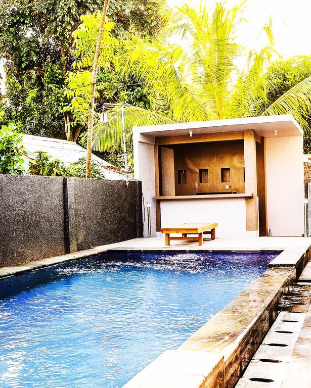 Lazy Inn Kuta  Екстер'єр фото