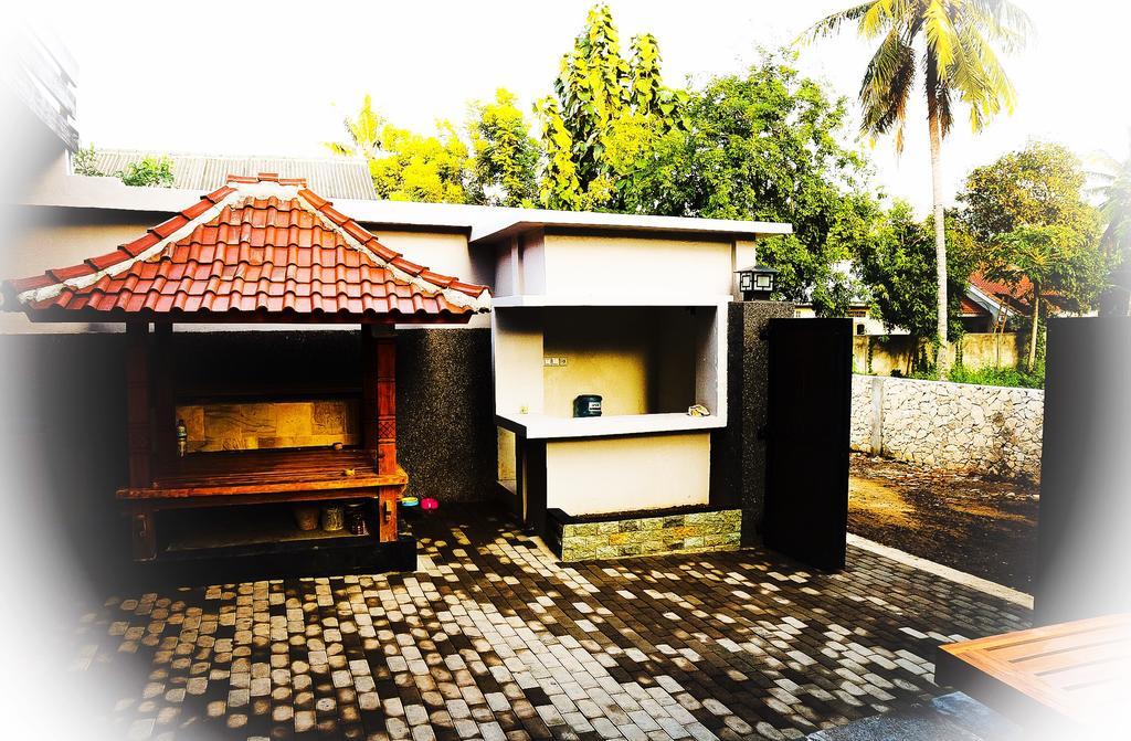 Lazy Inn Kuta  Екстер'єр фото